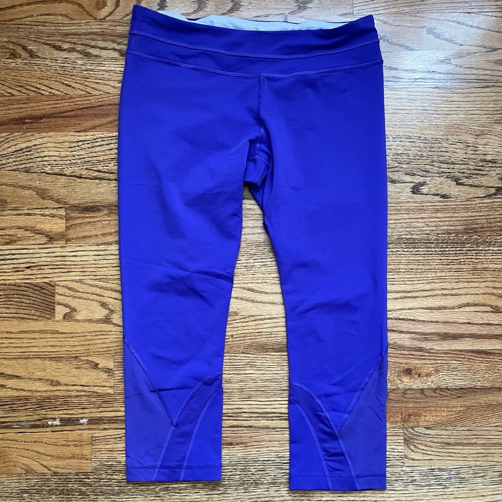 Lululemon purple inspire crops. Size 10